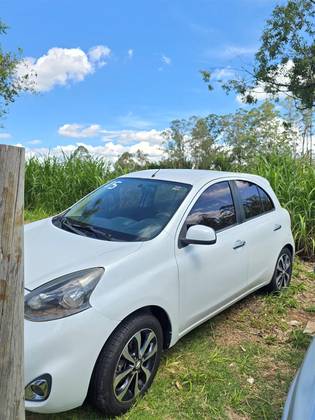 NISSAN MARCH 1.6 SL 16V FLEX 4P MANUAL NISSAN MARCH 1.6 SL 16V FLEX 4P MANUAL